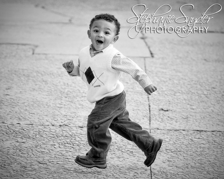 Kingston-2-Years-Old-November-21,-2009-7333-Edit